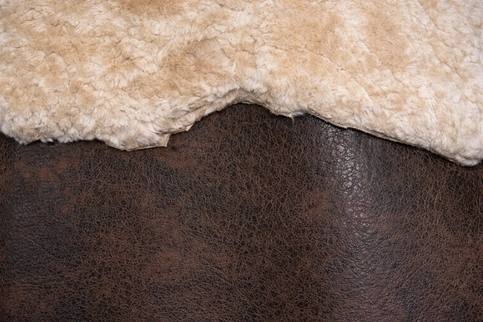 Vintage Antik Salmon Wool